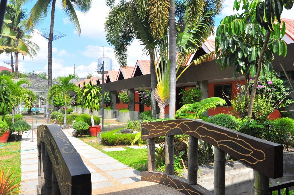 Maharajah Hotel Angeles Esterno foto