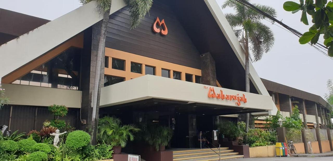 Maharajah Hotel Angeles Esterno foto