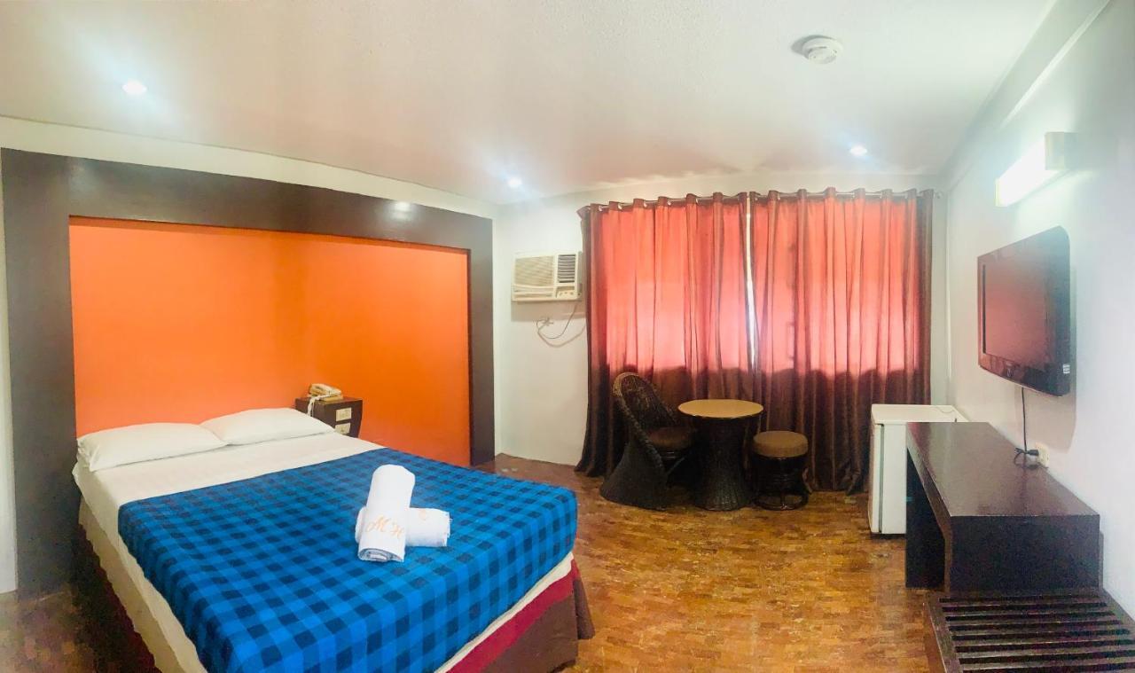 Maharajah Hotel Angeles Esterno foto